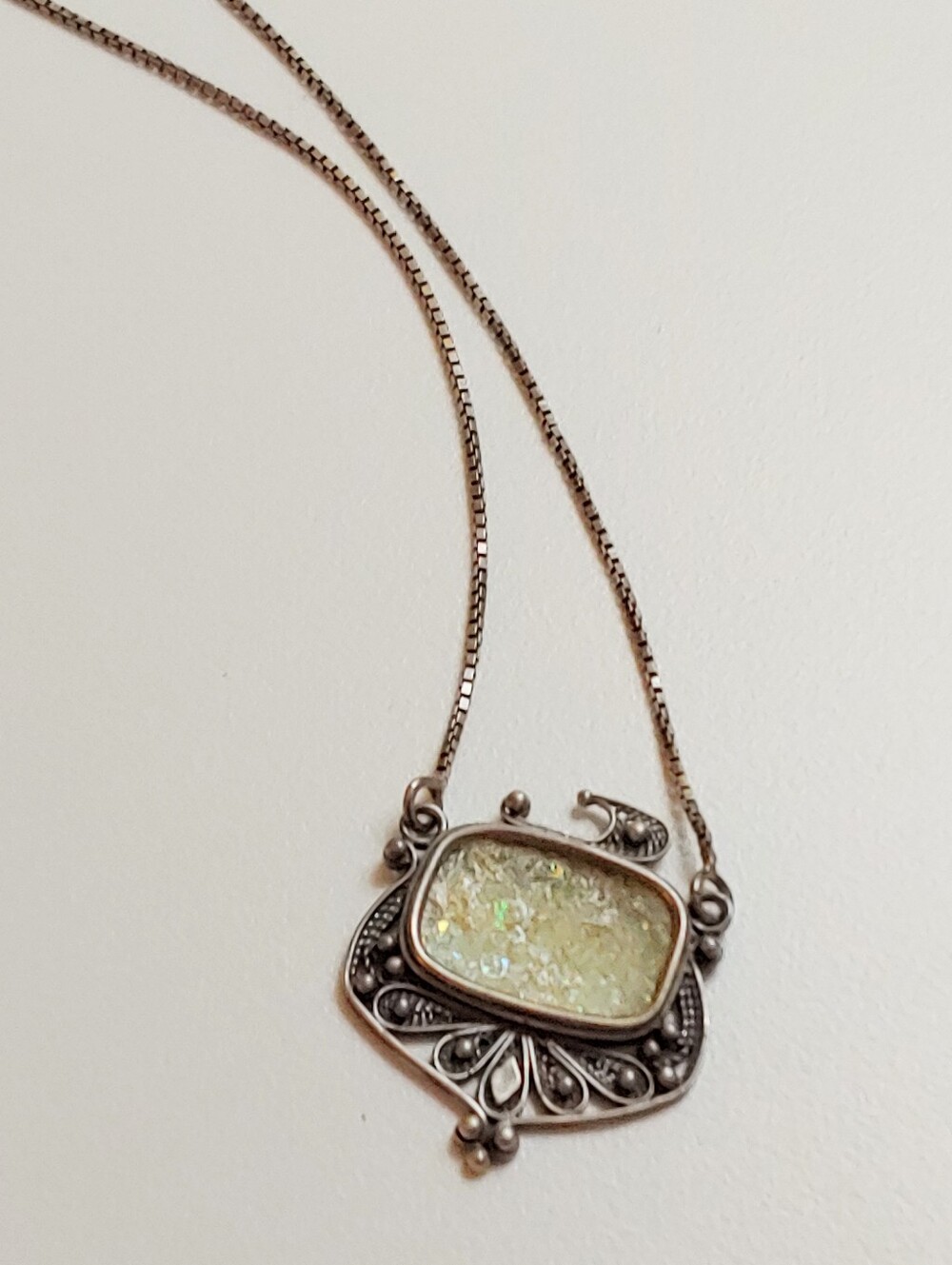 Vintage Sterling Silver & Ancient Roman Iridescent Glass Pendant Necklace
